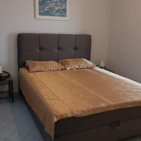 Studio Apartment Jemi Pula Ngoại thất bức ảnh